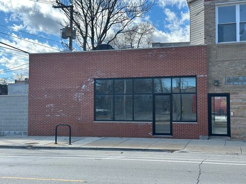 610 S Central Park Avenue Chicago IL 60624