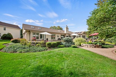 Tiny photo for Schaumburg, IL 60173 (MLS # 12511427)