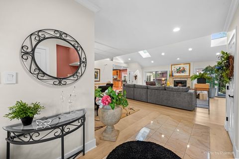 Tiny photo for Schaumburg, IL 60173 (MLS # 12511427)