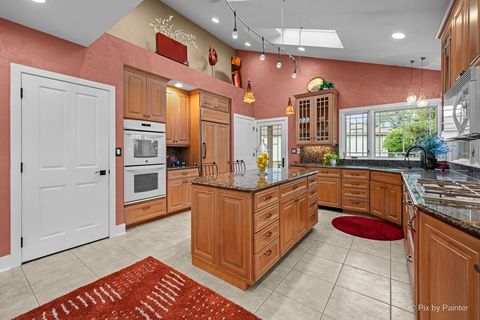 Tiny photo for Schaumburg, IL 60173 (MLS # 12511427)