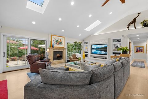 Tiny photo for Schaumburg, IL 60173 (MLS # 12511427)