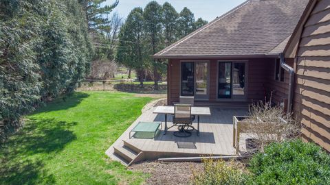 Tiny photo for 1430 Sylvan Court, Freeport, IL 61032 (MLS # 12617393)