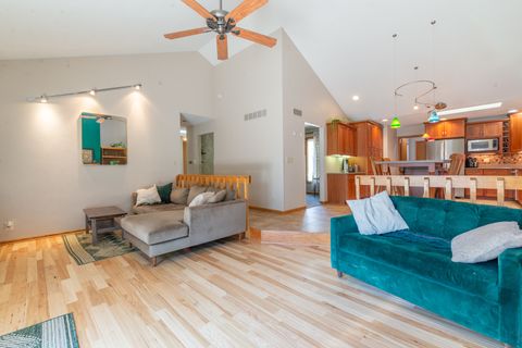 Tiny photo for 1430 Sylvan Court, Freeport, IL 61032 (MLS # 12617393)