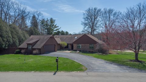 Tiny photo for 1430 Sylvan Court, Freeport, IL 61032 (MLS # 12617393)