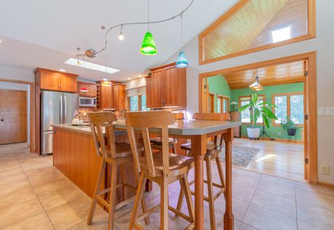 Tiny photo for 1430 Sylvan Court, Freeport, IL 61032 (MLS # 12617393)