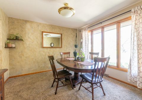 Tiny photo for 1430 Sylvan Court, Freeport, IL 61032 (MLS # 12617393)