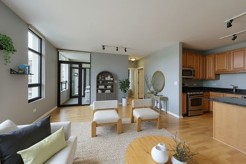 Tiny photo for 1255 S STATE Street #917, Chicago, IL 60605 (MLS # 12487374)