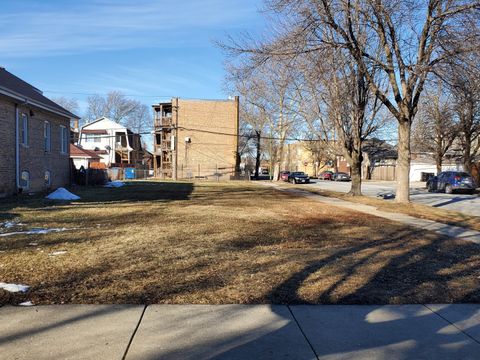 4702 W WRIGHTWOOD Avenue Chicago IL 60639