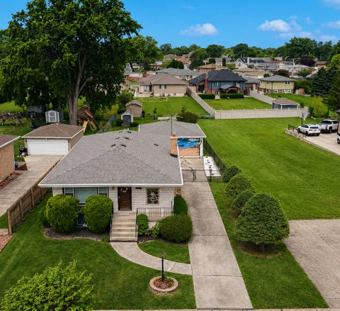 Tiny photo for 9020 Nashville Avenue, Oak Lawn, IL 60453 (MLS # 12738351)