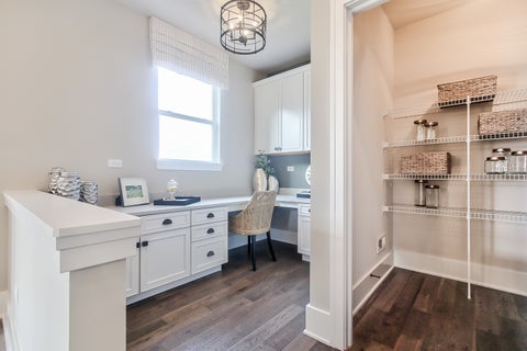 Tiny photo for 50 Hawthorn Ridge Drive, Hawthorn Woods, IL 60047 (MLS # 12747409)