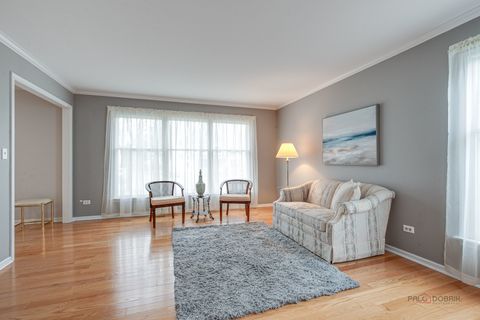 Tiny photo for 1515 Forever Avenue, Libertyville, IL 60048 (MLS # 12548213)