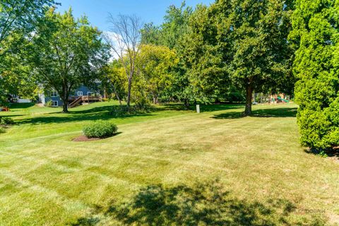 Tiny photo for 1515 Forever Avenue, Libertyville, IL 60048 (MLS # 12548213)