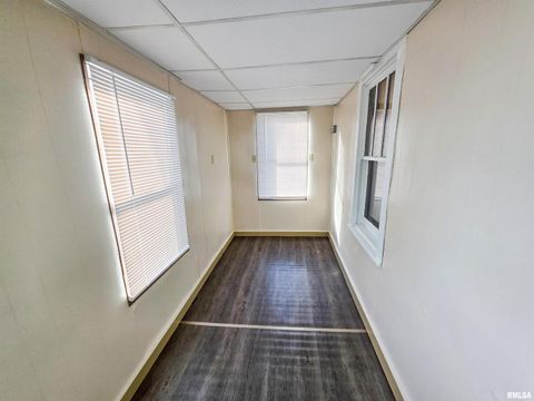 Tiny photo for 7847 Old Highway 50, Flora, IL 62839 (MLS # EB460820)