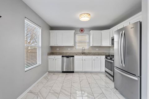 Tiny photo for 5411 Maha Street, Plainfield, IL 60586 (MLS # 12541500)