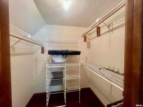 Tiny photo for 9 BRIAN Drive, Metropolis, IL 62960 (MLS # EB459254)