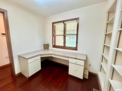 Tiny photo for 9 BRIAN Drive, Metropolis, IL 62960 (MLS # EB459254)