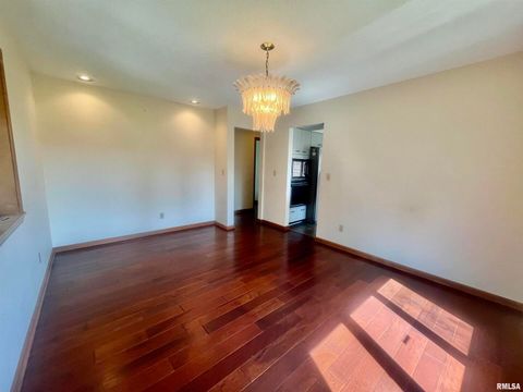 Tiny photo for 9 BRIAN Drive, Metropolis, IL 62960 (MLS # EB459254)