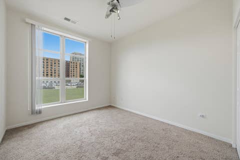Tiny photo for 318 E 25th Place #2E, Chicago, IL 60616 (MLS # 12737139)