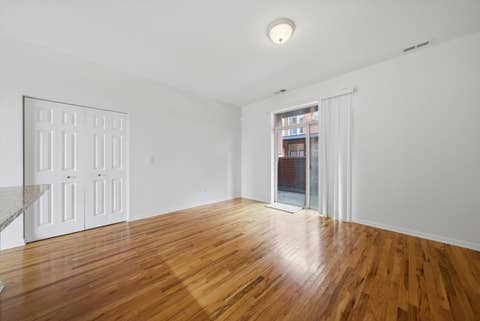 Tiny photo for 318 E 25th Place #2E, Chicago, IL 60616 (MLS # 12737139)