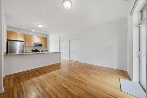 Tiny photo for 318 E 25th Place #2E, Chicago, IL 60616 (MLS # 12737139)