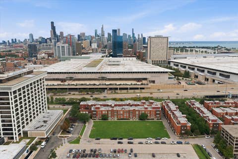 Tiny photo for 318 E 25th Place #2E, Chicago, IL 60616 (MLS # 12737139)