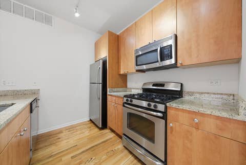 Tiny photo for 318 E 25th Place #2E, Chicago, IL 60616 (MLS # 12737139)