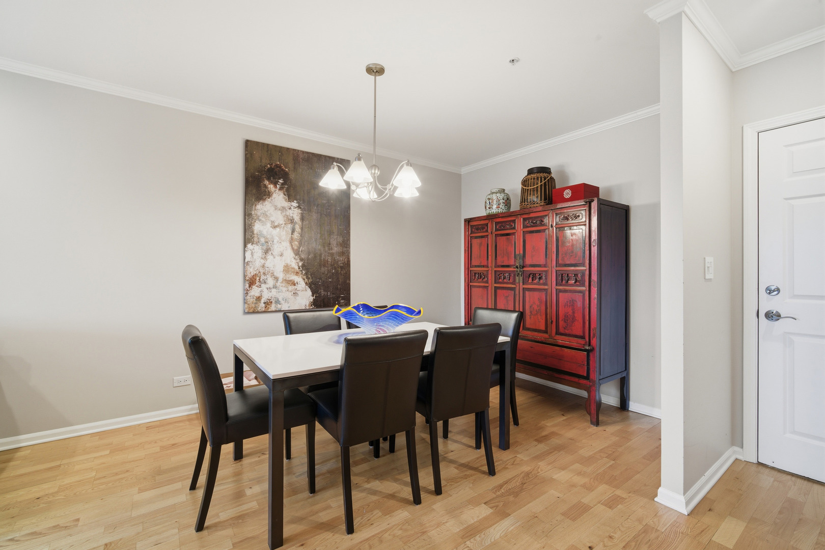 2601 CENTRAL Street 406