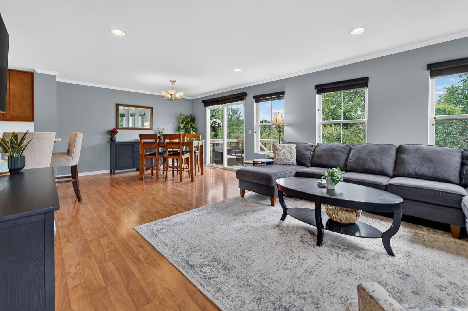 1493 Yosemite Circle