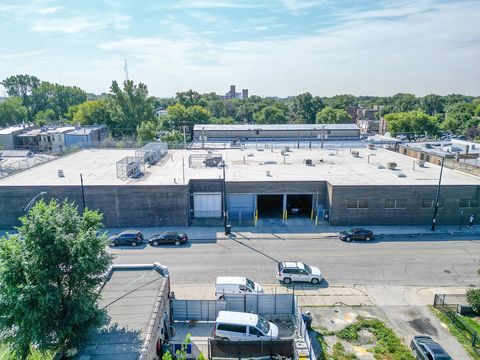 2733 W Harrison Street Chicago IL 60612