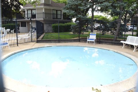 Tiny photo for 285 Mayfair Lane #2C, Schaumburg, IL 60193 (MLS # 12663056)