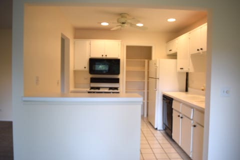 Tiny photo for 285 Mayfair Lane #2C, Schaumburg, IL 60193 (MLS # 12663056)