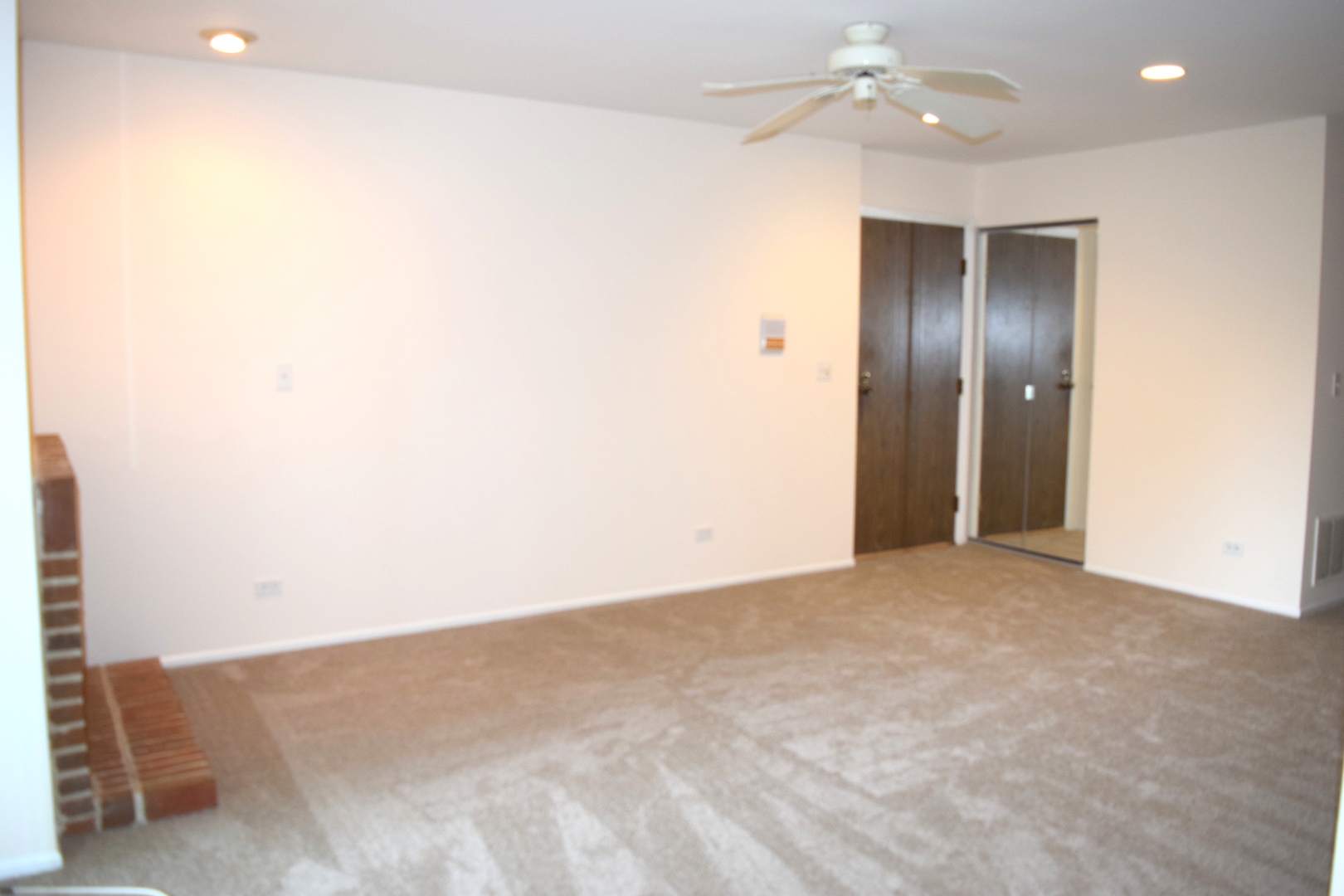 285 Mayfair Lane 2C
