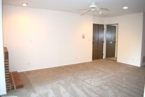 Tiny photo for 285 Mayfair Lane #2C, Schaumburg, IL 60193 (MLS # 12663056)