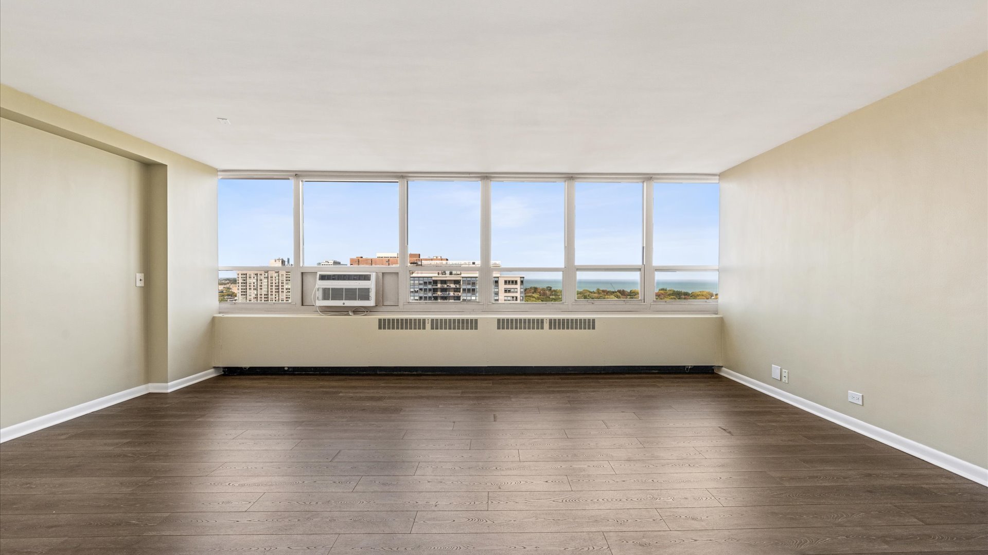 3950 N Lake Shore Drive 2005, Chicago, IL, 60613 3 3950 N Lake Shore Drive 2005