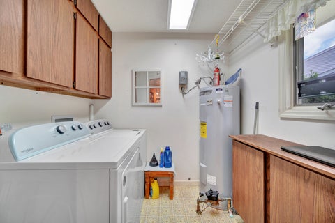 Tiny photo for 2418 N Nottingham Court, Champaign, IL 61821 (MLS # 12663127)