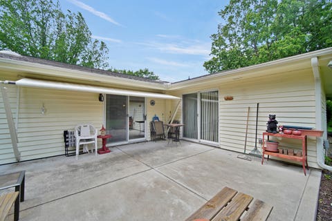 Tiny photo for 2418 N Nottingham Court, Champaign, IL 61821 (MLS # 12663127)