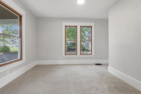 Tiny photo for 2031 Eastern Avenue, Davenport, IA 50803 (MLS # 12683105)