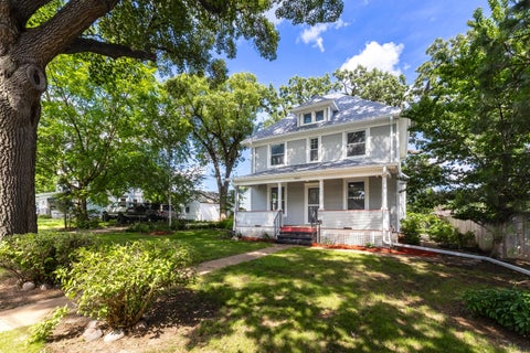 Tiny photo for 2031 Eastern Avenue, Davenport, IA 50803 (MLS # 12683105)