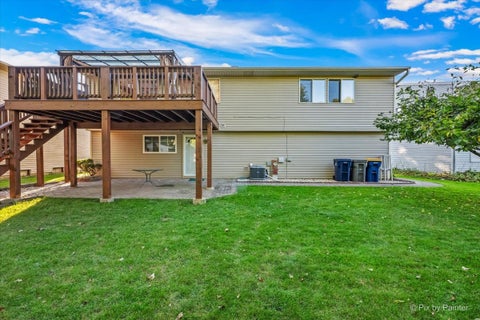 Tiny photo for 231 Briarwood Drive, Elgin, IL 60120 (MLS # 12779402)