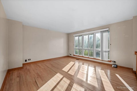 Tiny photo for 231 Briarwood Drive, Elgin, IL 60120 (MLS # 12779402)
