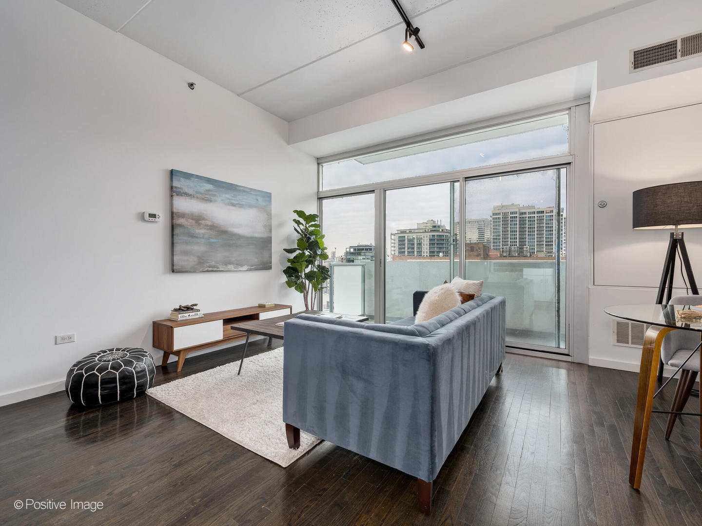 630 N Franklin Street 817