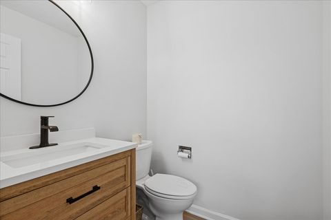 Tiny photo for 206 Cool Stone Bend, Lake In The Hills, IL 60156 (MLS # 12483788)