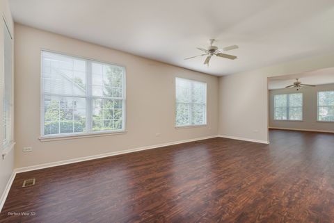 Tiny photo for 16400 Grandwood Lake Drive, Crest Hill, IL 60403 (MLS # 12427518)