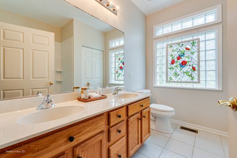 Tiny photo for 16400 Grandwood Lake Drive, Crest Hill, IL 60403 (MLS # 12427518)