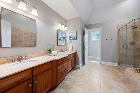 Tiny photo for 119 Roslyn Road, Barrington, IL 60010 (MLS # 12689800)