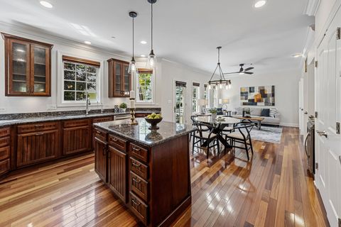 Tiny photo for 119 Roslyn Road, Barrington, IL 60010 (MLS # 12689800)