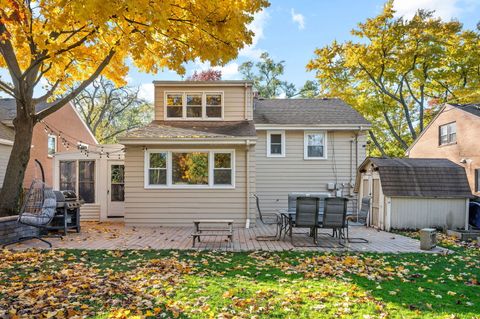Tiny photo for 349 S Edgewood Avenue, Lombard, IL 60148 (MLS # 12515557)