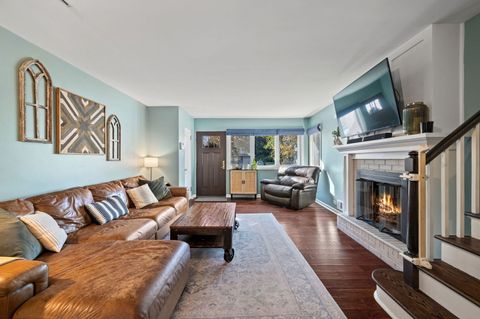 Tiny photo for 349 S Edgewood Avenue, Lombard, IL 60148 (MLS # 12515557)