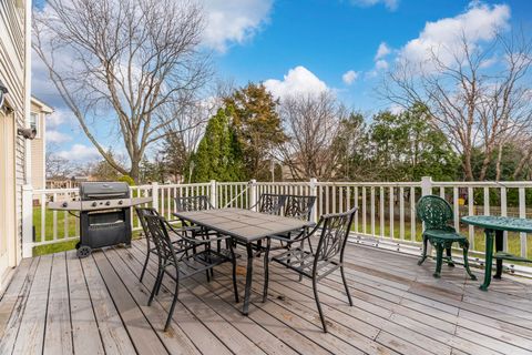 Tiny photo for 2409 Baldwin Court, Schaumburg, IL 60193 (MLS # 12591206)