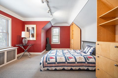 Tiny photo for 1928 Kennicott Court, Des Plaines, IL 60018 (MLS # 12406913)